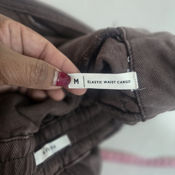 PacSun Women's Brown Cargo Jeans - Picture 9 of 9